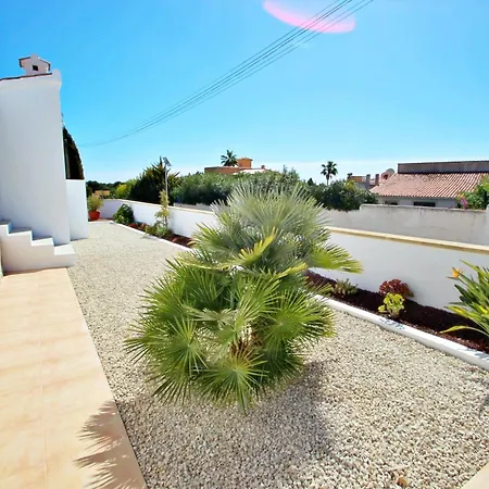 Villa Adora - Modern With Large Private Pool In *