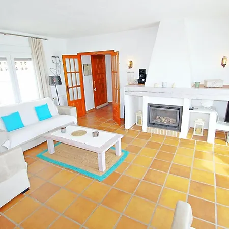 Adora - Modern With Large Private Pool In * Moraira