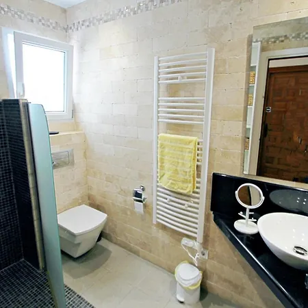 Villa Adora - Modern With Large Private Pool In Moraira